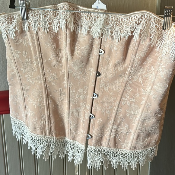 Pink Corset, Lace Trim, Lace-up, Large - Picture 2 of 3